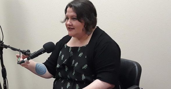 Photo of Naomi Ortiz speaking