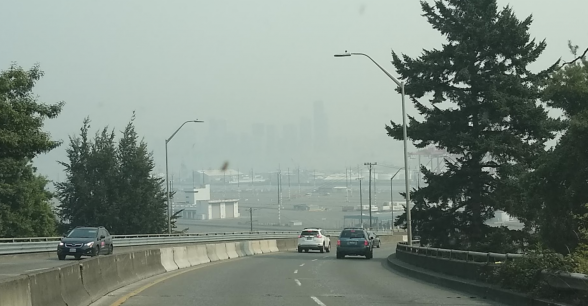 smokey sky with Seattle skyoine